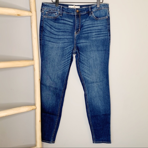 size 17 hollister jeans
